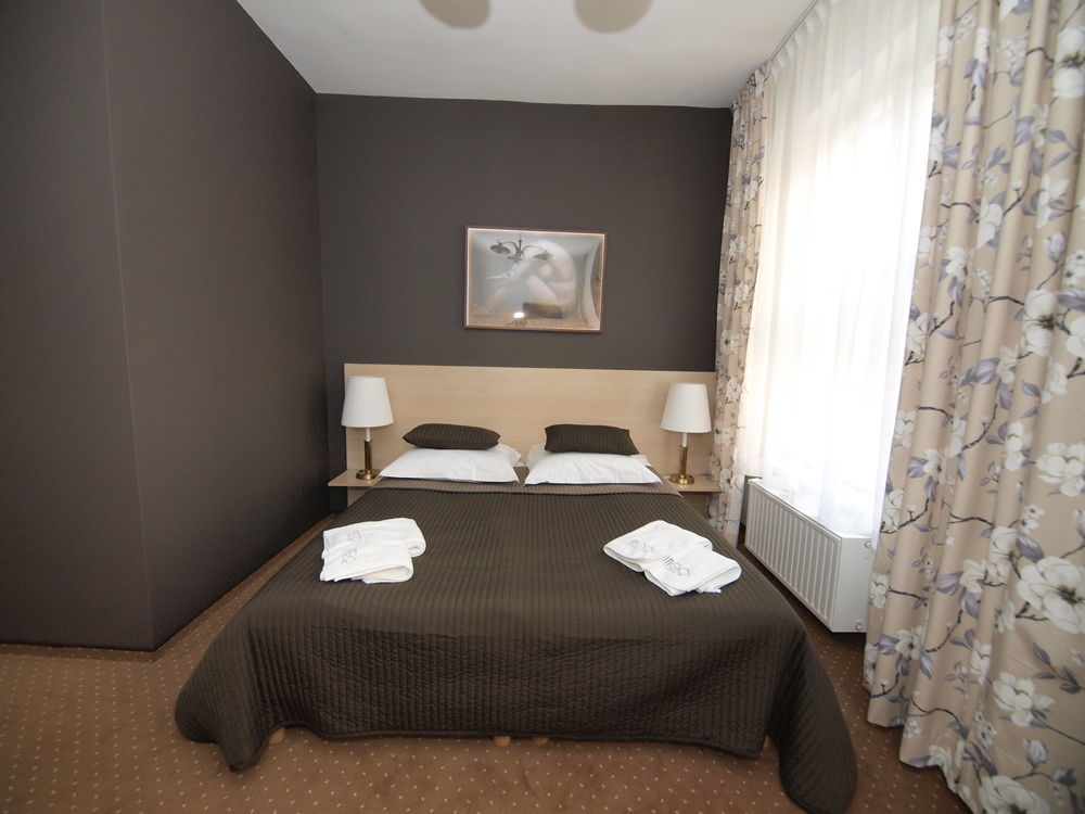 Ingo Aparthotel Krakow Luaran gambar